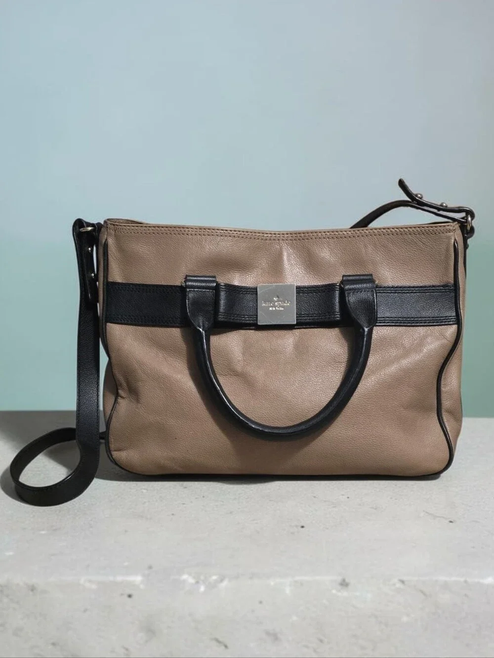 Kate Spade Primrose Hill Tan and Black Leather Satchel w/ Bow Detail